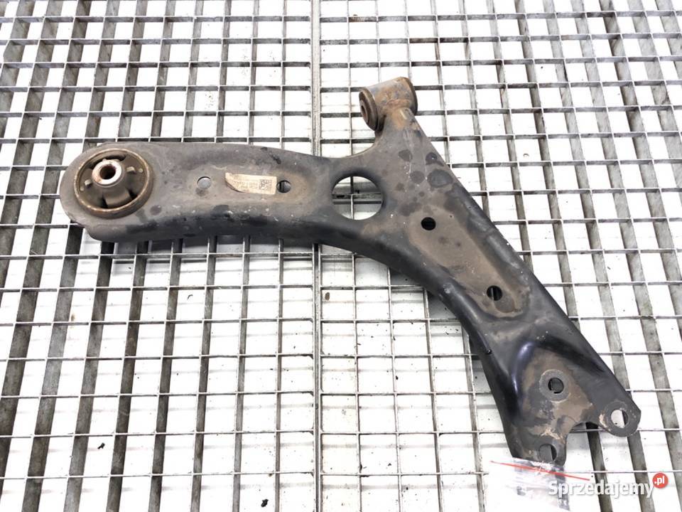 WAHACZ PRAWY PRZÓD HYUNDAI i30 Hatchback