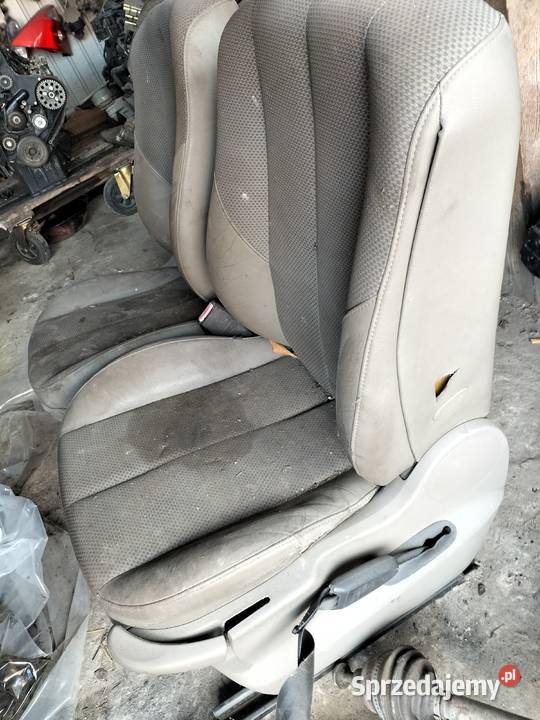 Fotel Prawy Lewy Megane 2 II Kamień-Kolonia