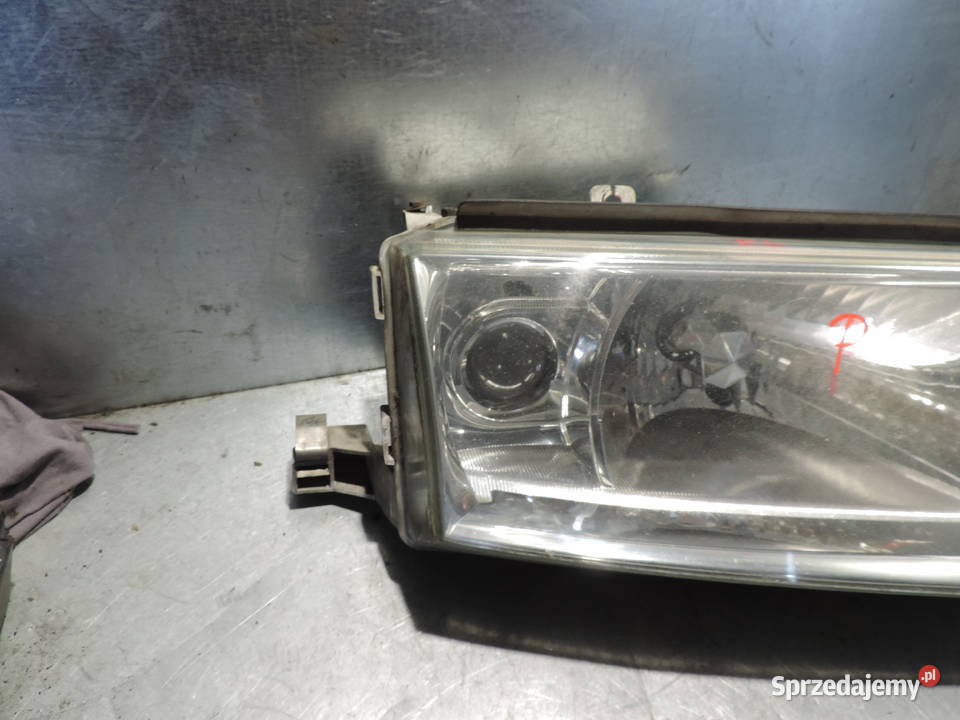 SKODA OCTAVIA I FL LAMPA PRAWY PRZÓD Nowy Sącz