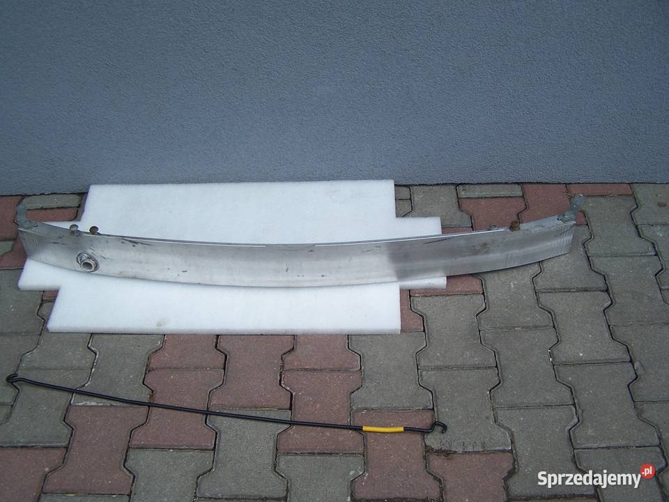 Mercedes W246 belka zderzaka Pszów