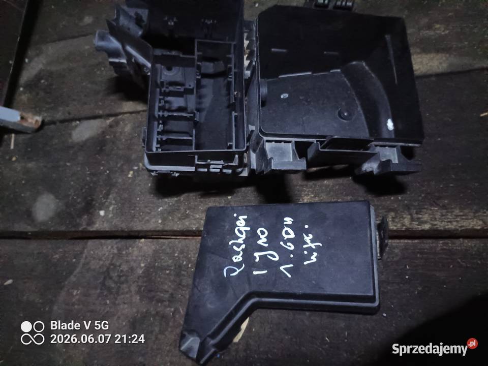 SKRZYNKA BEZPIECZNIKÓW NISSAN QASHQAI J10 16 DCI sprzedam
