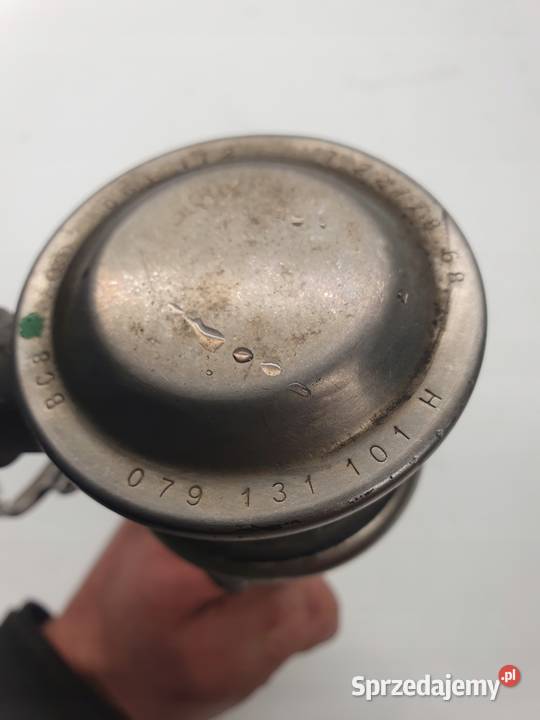 ZAWÓR EGR PRAWY AUDI A6 C6 A8 42 BVJ 079131101H Przystajń