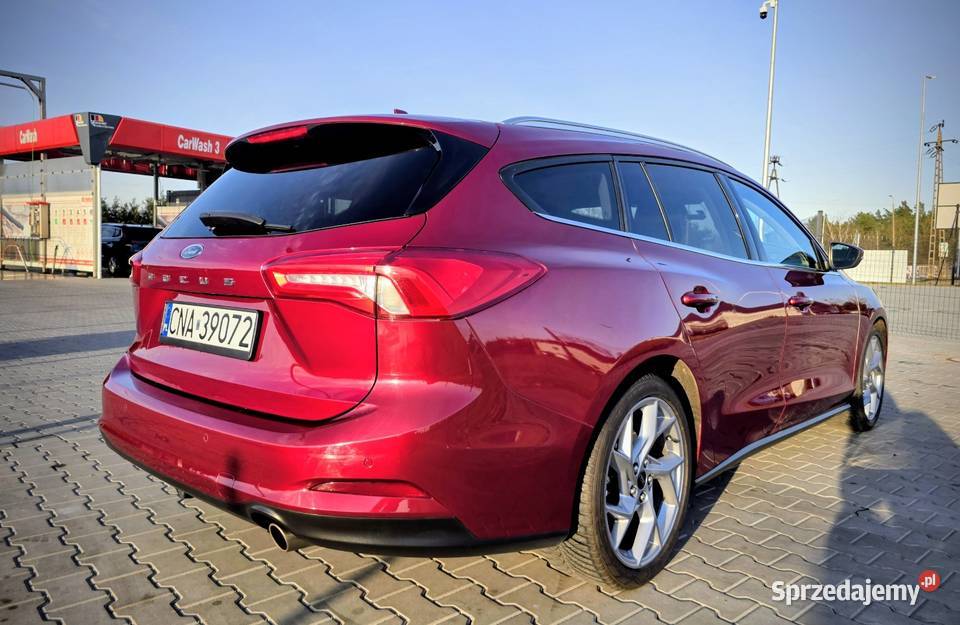 Ford Focus Benzyna Stan Wzorowy Red Full LED