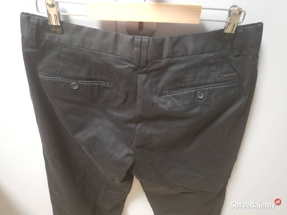 Spodnie męskie czarne prosty krój 48 sprzedam