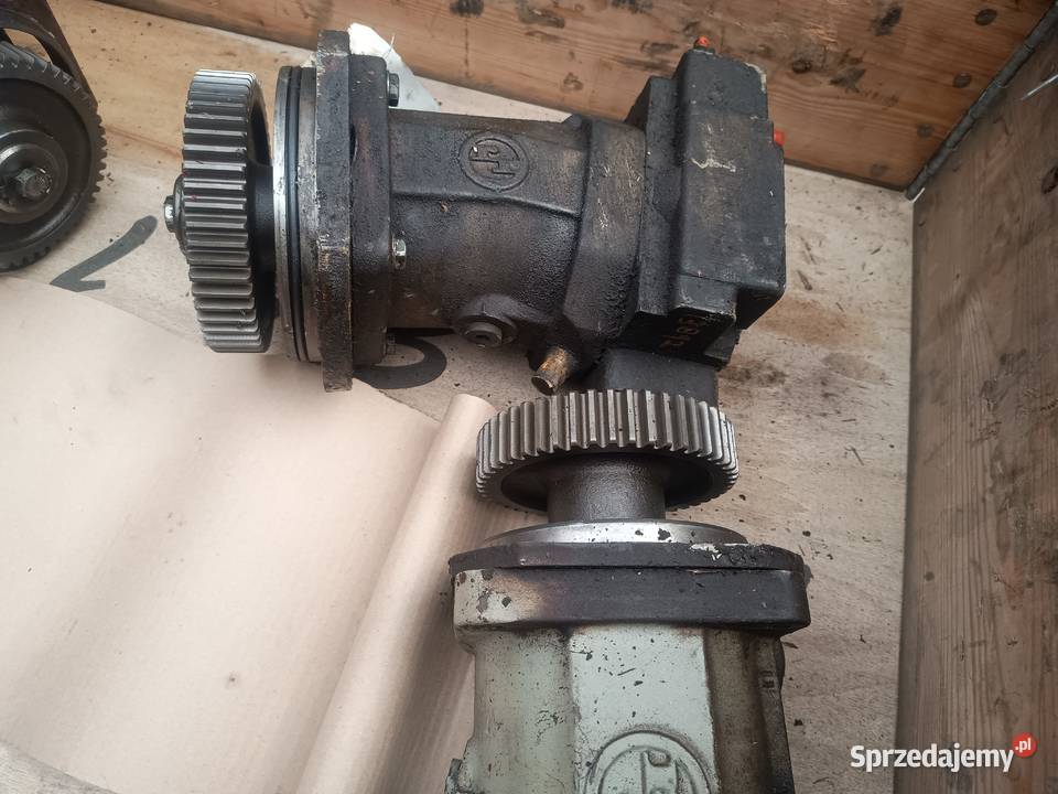 Pompa hydrauliczna przystawka odbioru mocy GM Układ hydrauliczny Staszów