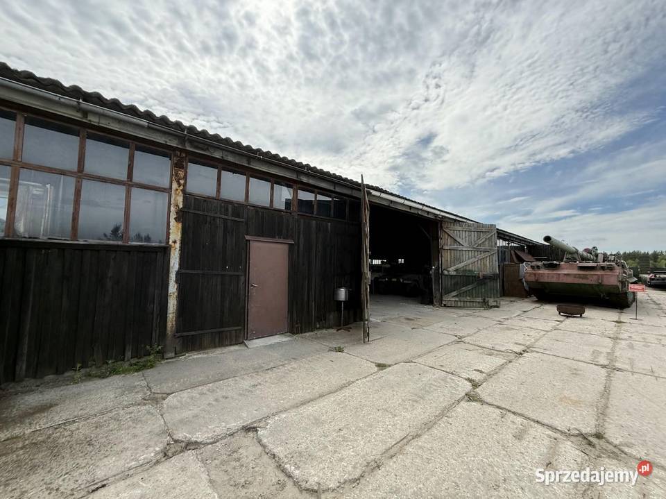 Hala hangar 856 m lotnisku i Międzynarodowym Borne Sulinowo