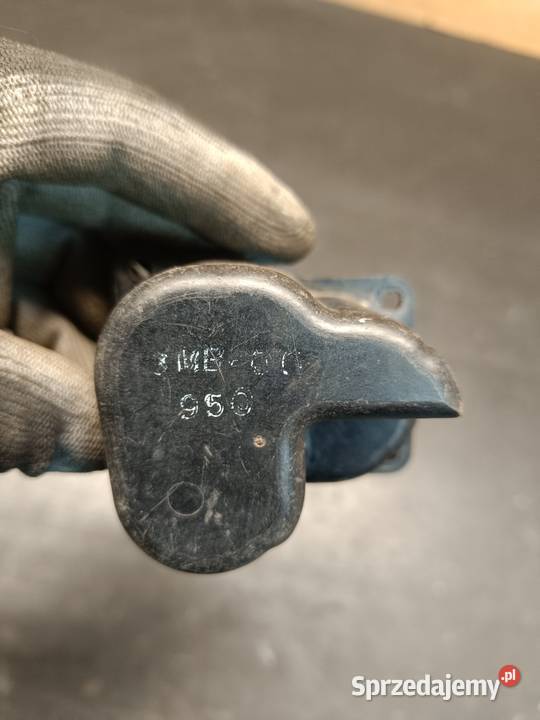 Obudowa korpus silniczek zaworu wydechowego 21