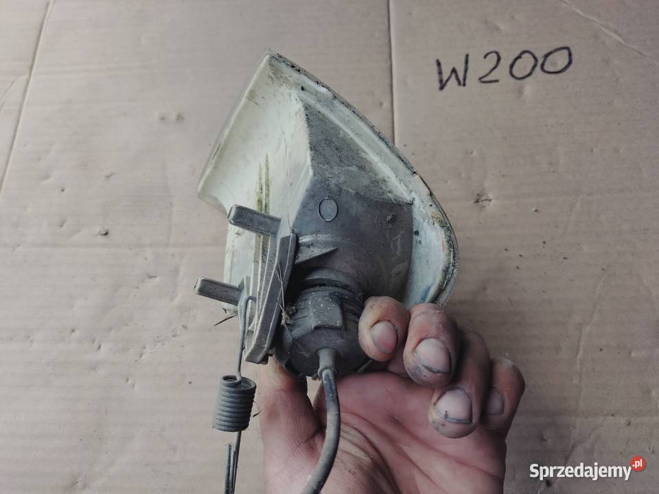 KIERUNKOWSKAZ PRAWY FORD SIERRA Oświetlenie Kamień-Kolonia