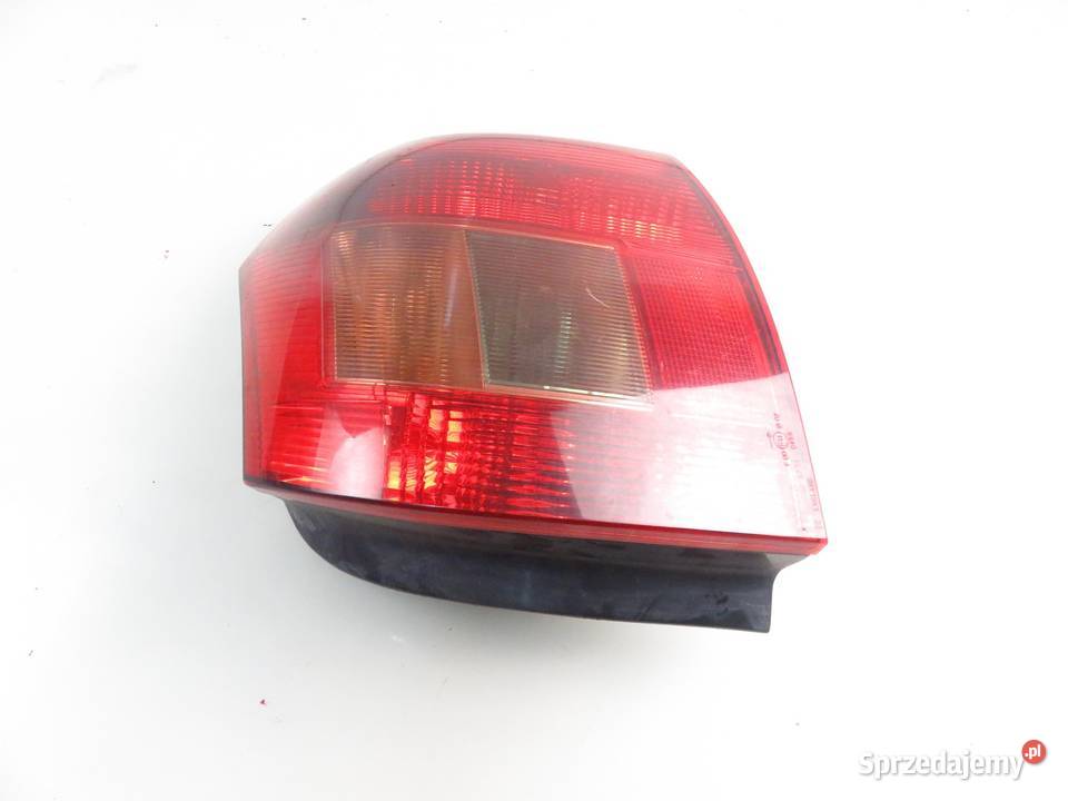LAMPA PRAWA TYLNA TOYOTA COROLLA E12