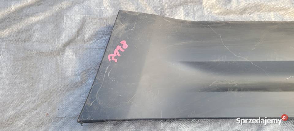 LAND ROVER DEFENDER L663 LISTWA DRZWI LEWY TYŁ Ruda Śląska sprzedam