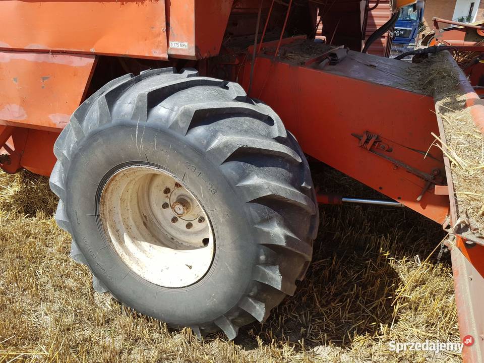 Kombajn zbożowy Bizon Super Janków Przygodzki