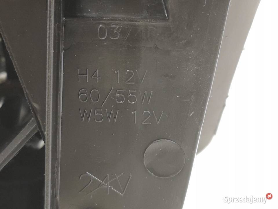 LAMPA PRAWY PRZÓD FORD FOCUS 19982004 NOWA sprzedam