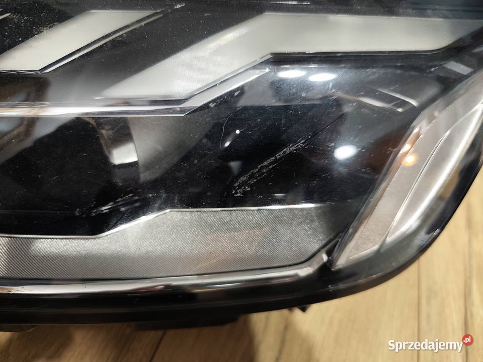 Lampa lewa do Audi a4 b9 8W0941033D 50000km Ząbki