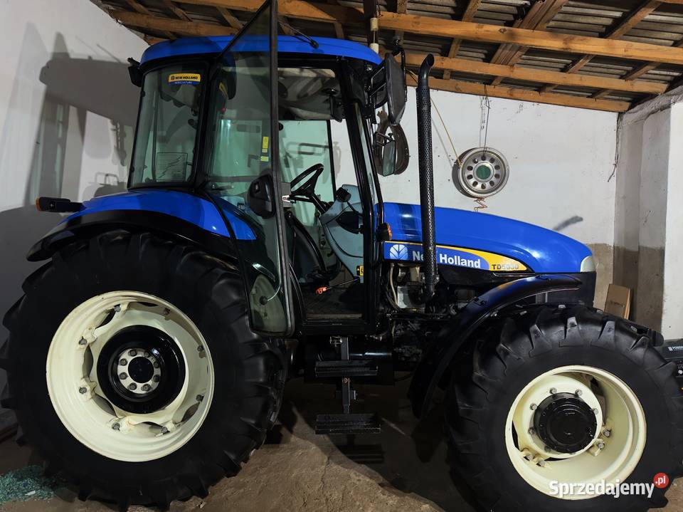 Ciągnik Holland TD5030 20101włPneumatykaTD80