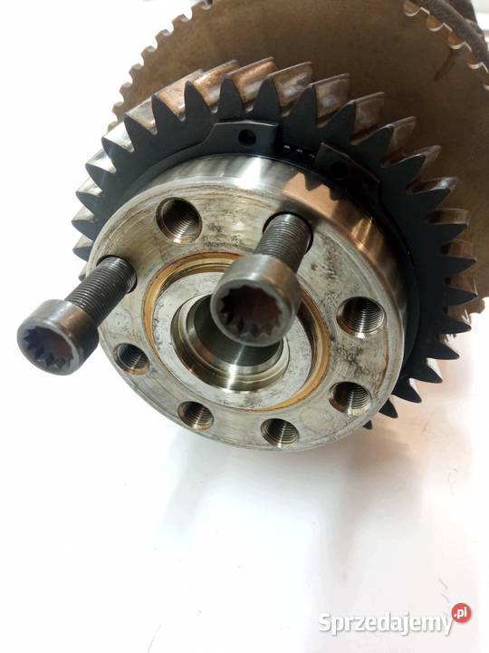 WAŁ KORBOWY 070105251C 25 TDI VW Volkswagen świętokrzyskie