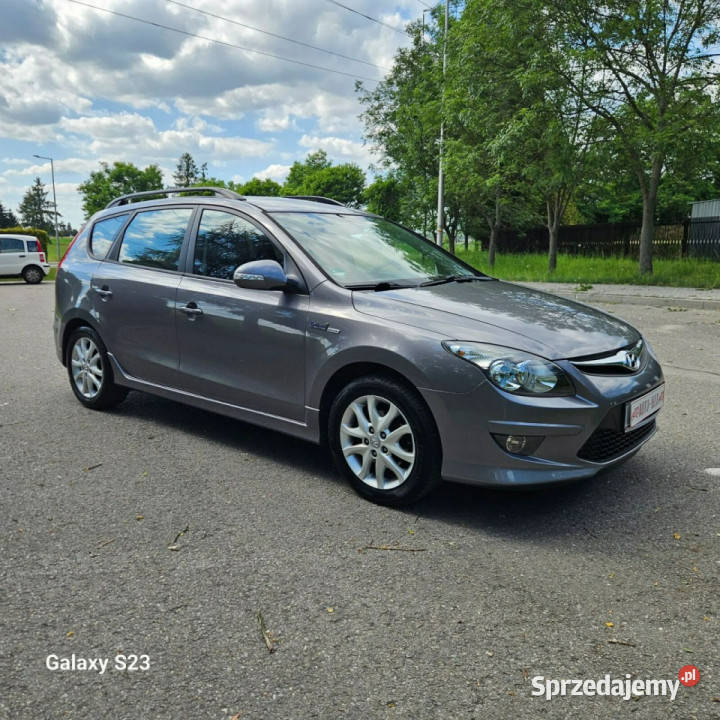 Hyundai i30 Hyundai i30 i30cw 14 blue Comfort I śląskie Mikołów