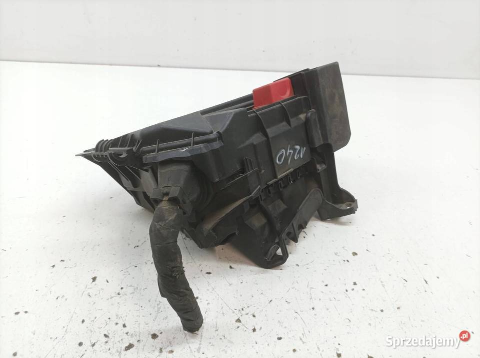 SKRZYNKA BEZPIECZNIKÓW 20 D 360 C117 sprzedam