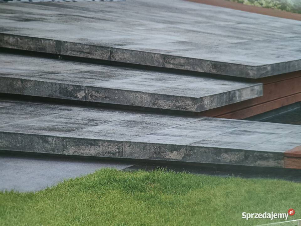 Stopnie lewitującą schody podwieszane betonowe