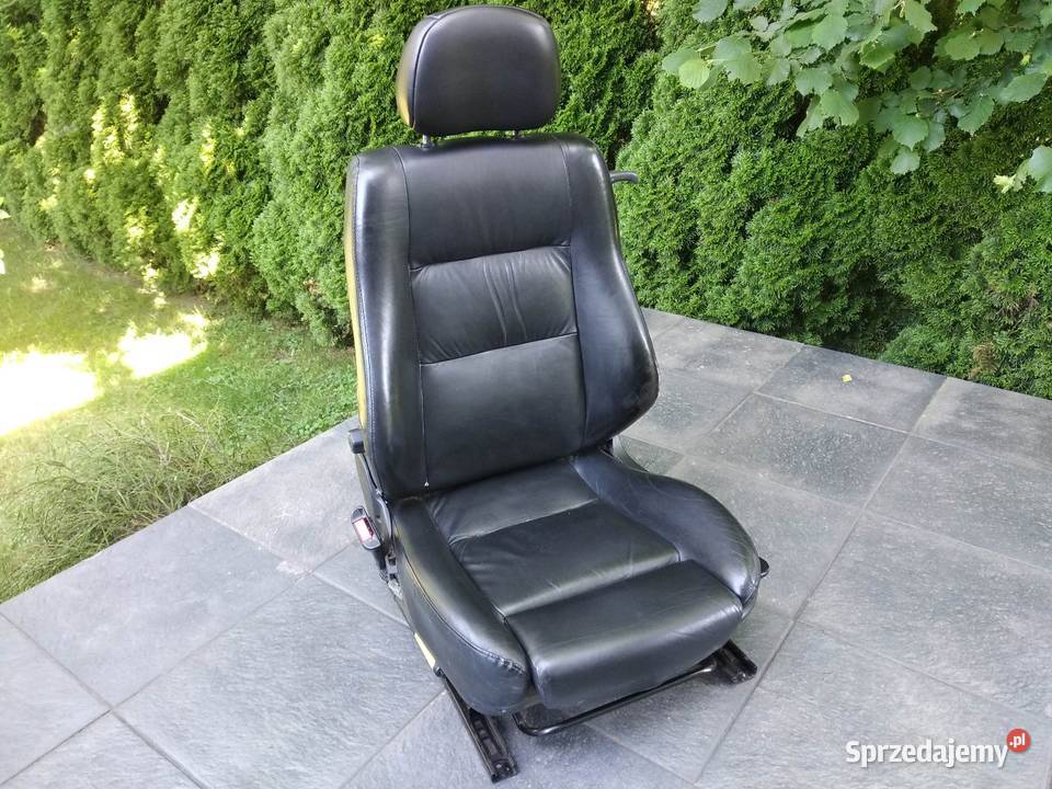 Opel Astra G fotele przednie skórzane grzane