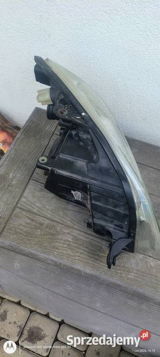Lampa reflektor kierowcy bi halogen Skoda Fabia osobowe Lubin