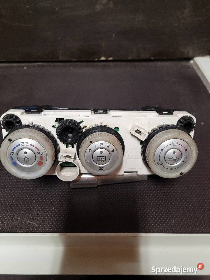 Panel klimatyzacji Mitsubishi Colt cz3 Starogard Gdański