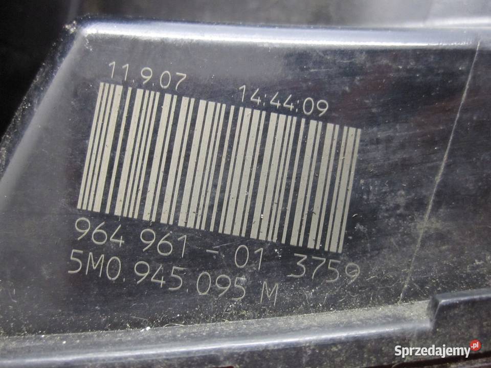 VW GOLF V PLUS 07r lampa lewa tył 5M0945095M Kielce