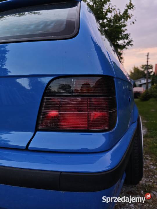 Lampy tylne BMW E36 Touring MHW Ciemne Oryginał