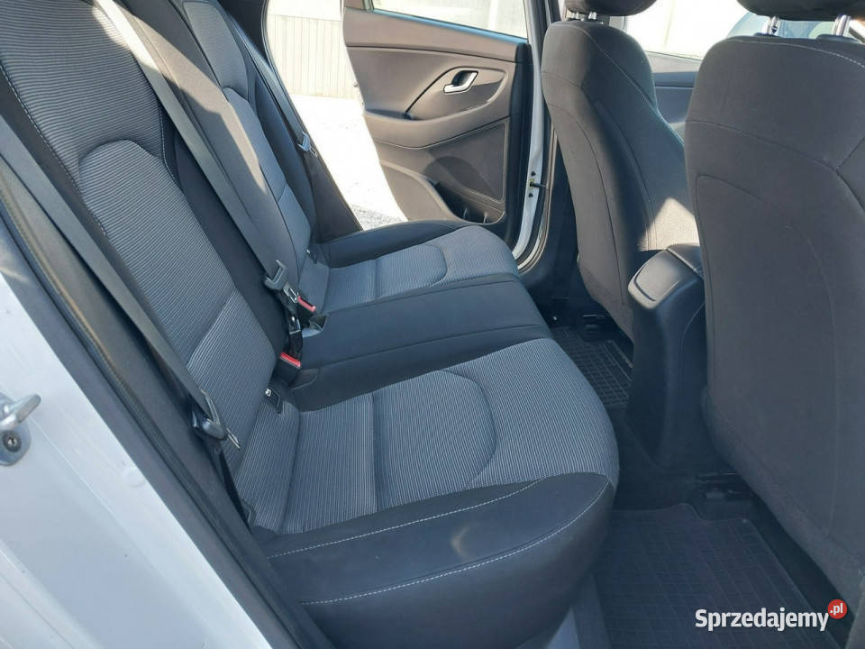 Hyundai i30 1819 kombi SALON serwis mocno diesel Warszawa