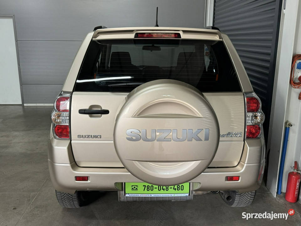 Suzuki Grand Vitara cała w oryginale stan Chechło
