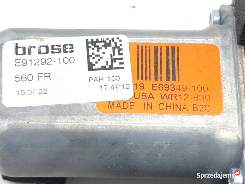 SILNICZEK PODNOSZENIA SZYBY PRZÓD PRAWY JEEP