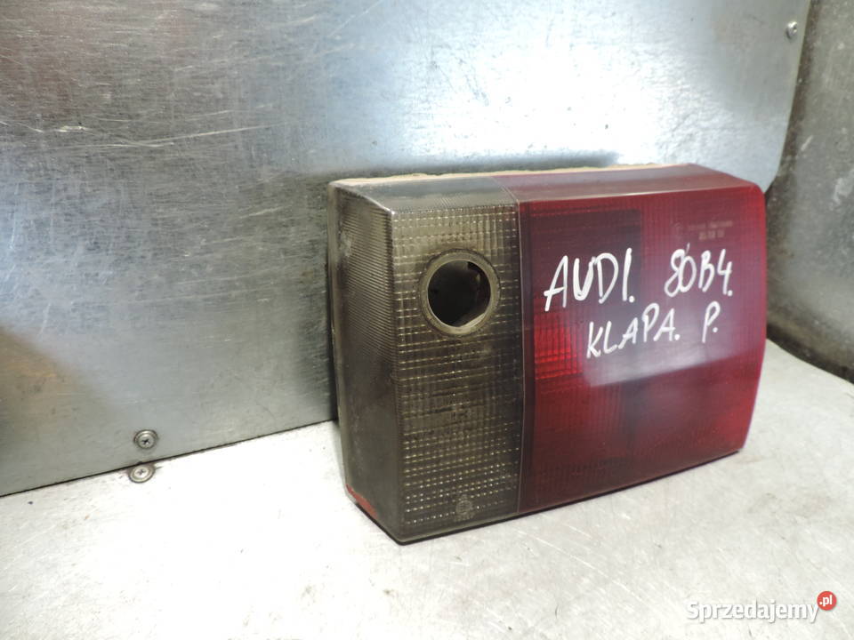LAMPA PRAWY TYŁ W KLAPAE AUDI 80 B4 KOMBI Lampy tylne Nowy Sącz