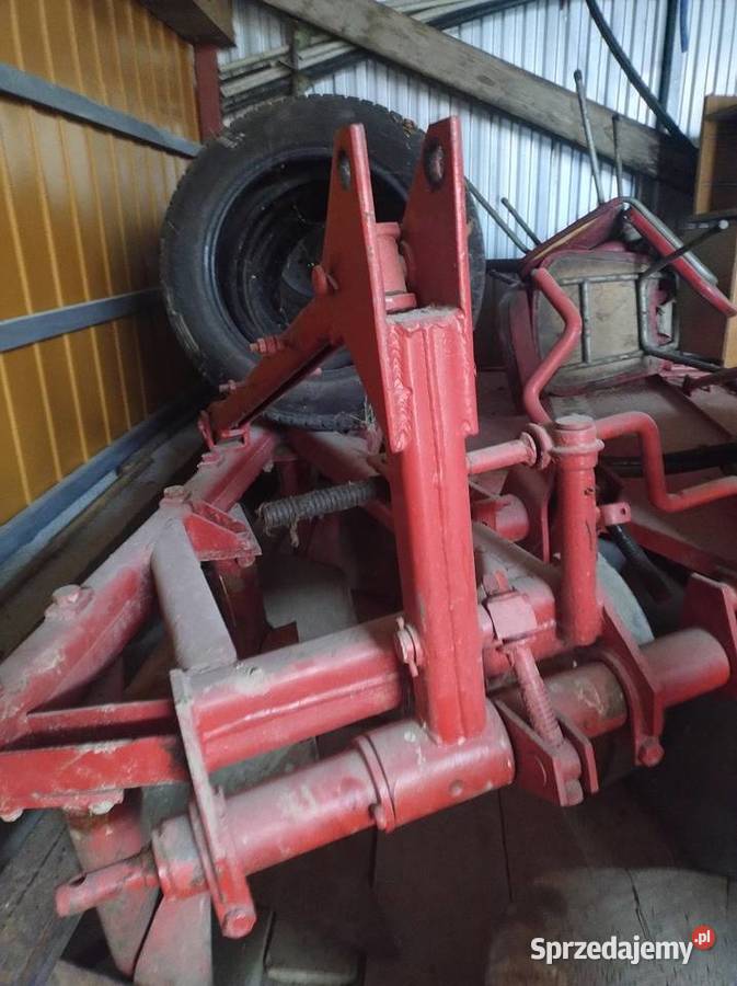 Sprzedam pług 5 skib nieuszkodzony Jordanów