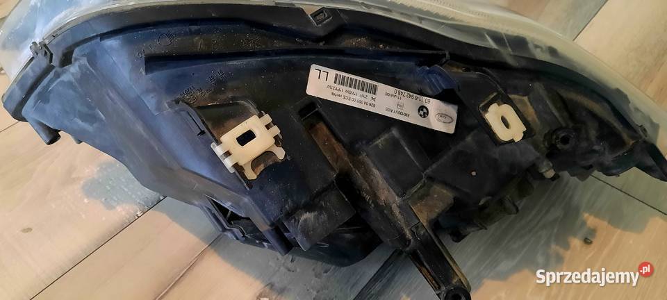 Prawa lampa przednia bmw e9192 Oświetlenie Części samochodowe Brodnica