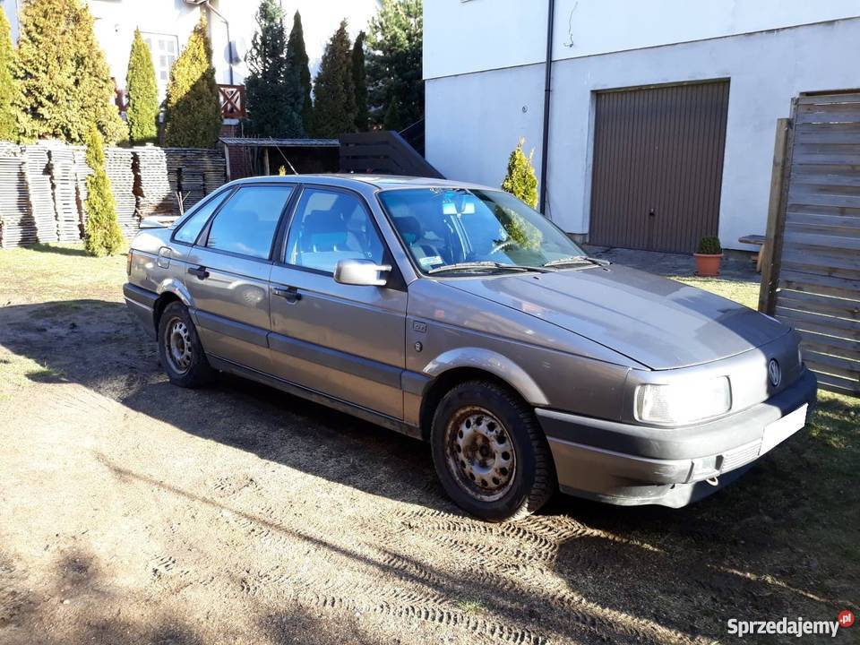 Passat B3 Sedan 20 Benzyna 16V GT 136 felgi Pruszcz Gdański