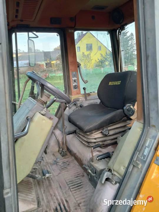 Ciągnik rolniczy Renault 8014 Tur Zakrzewska Osada