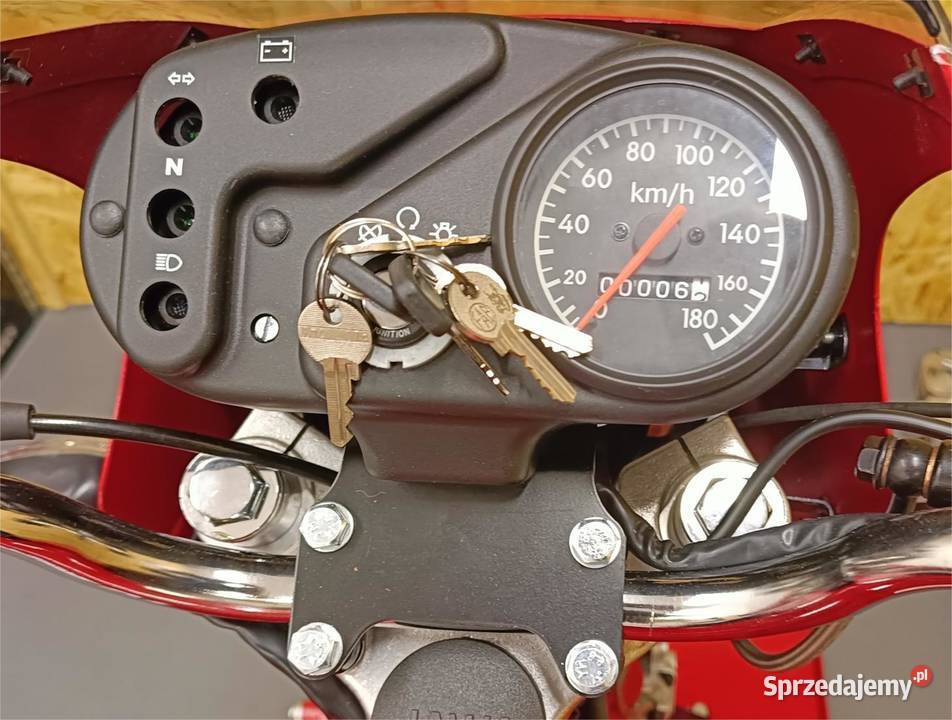 Nowa karoseria Jawa 350 typ 640 Tuczempy