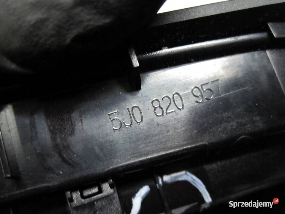 SKODA FABIA II LIFT 11r kratki nawiewu środek