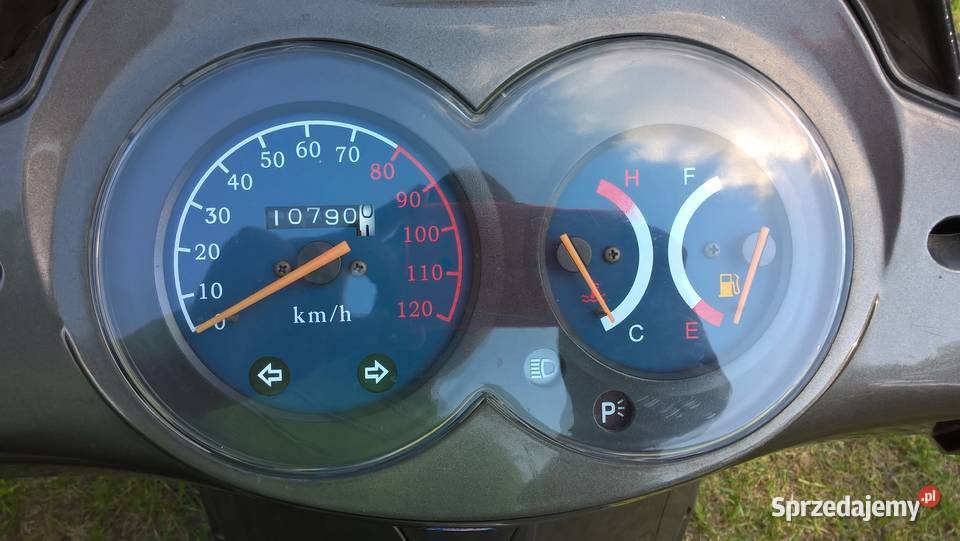 Skuter 125 CF MOTO ESTREET duży kufer nieuszkodzony Janowiec sprzedam