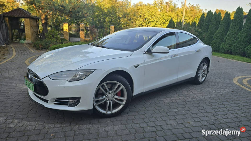 Tesla Model S Darmowe Ładowanie SC01 Karczew