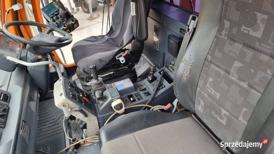 MB Unimog U400 Wszechstronny pojazd specjalny