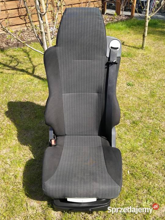 MAN TGX TGS EURO 6 FOTEL LEWY KIEROWCY ŁADNY Kargowa
