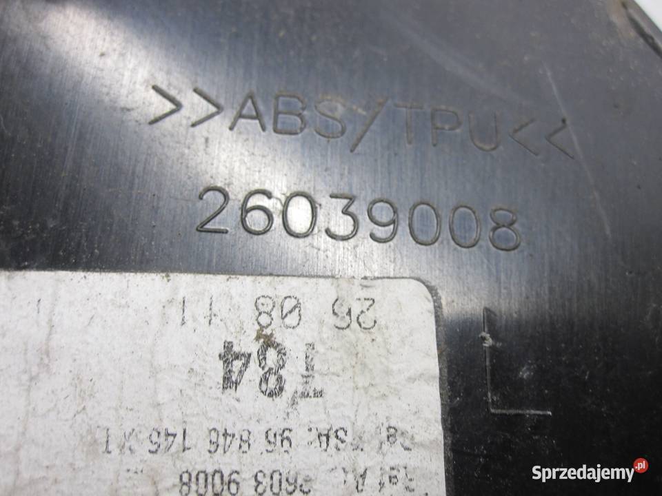 PEUGEOT 3008 osłona lampy lewa tył 96846146XT osobowe