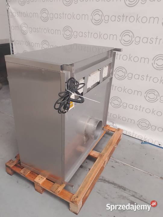 OKAP PRZYŚCIENNY SKRZYNIOWY 100X100 ŚR 200MM Wrocław