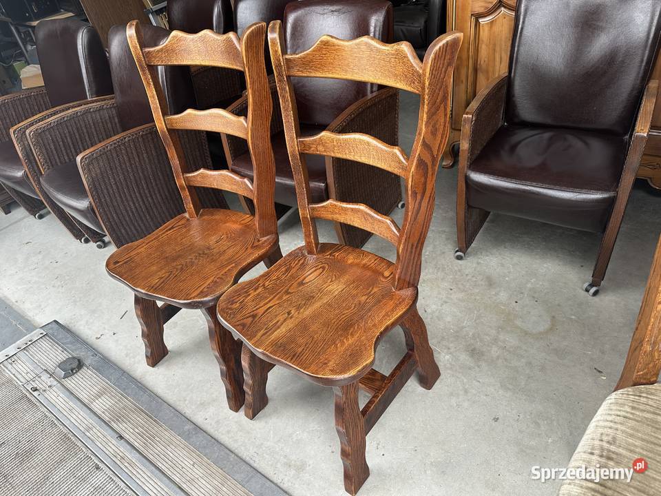 Ładne krzesła na dębowym stelażu Sławoszewek
