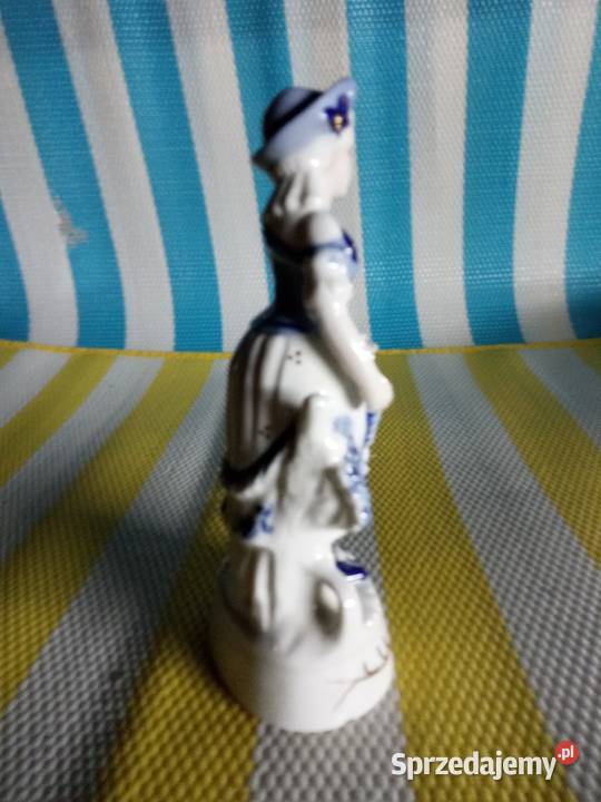 Figurkę sprzedam Borówno