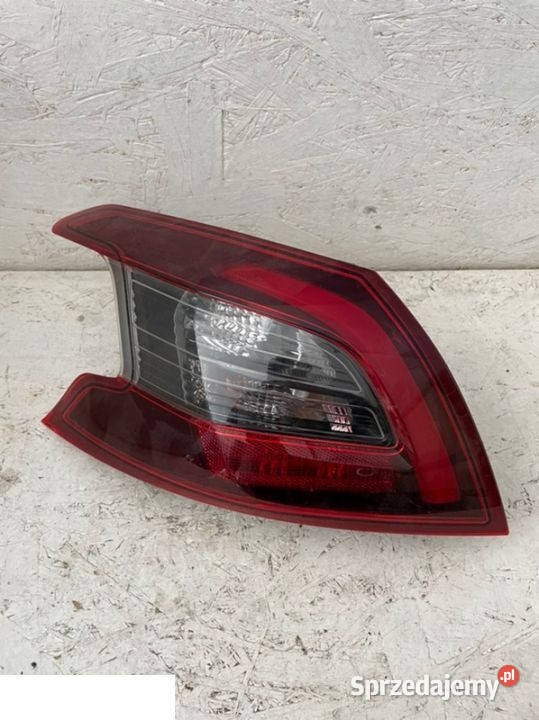 Peugeot 308 kombi lift lampa tył lewa kombi osobowe lubelskie Kozubszczyzna