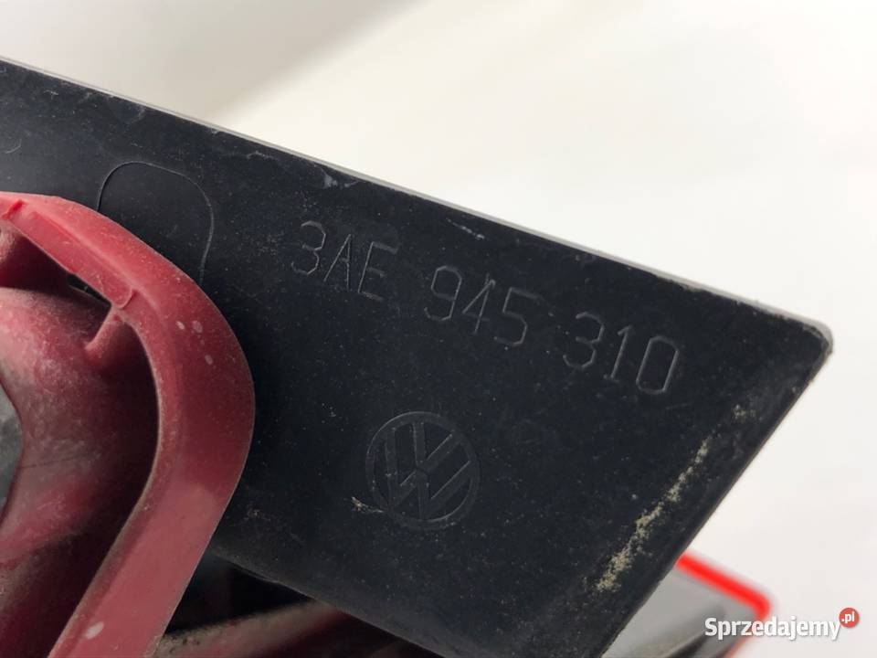 LAMPA PRAWY TYŁ VW PASSAT B7 3AE945310 sprzedam