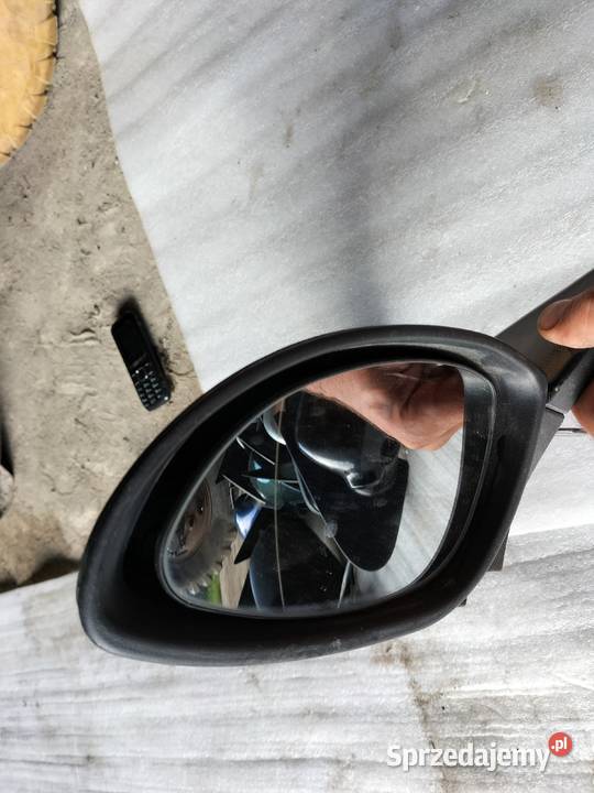 Vectra B LUSTERKO LEWE