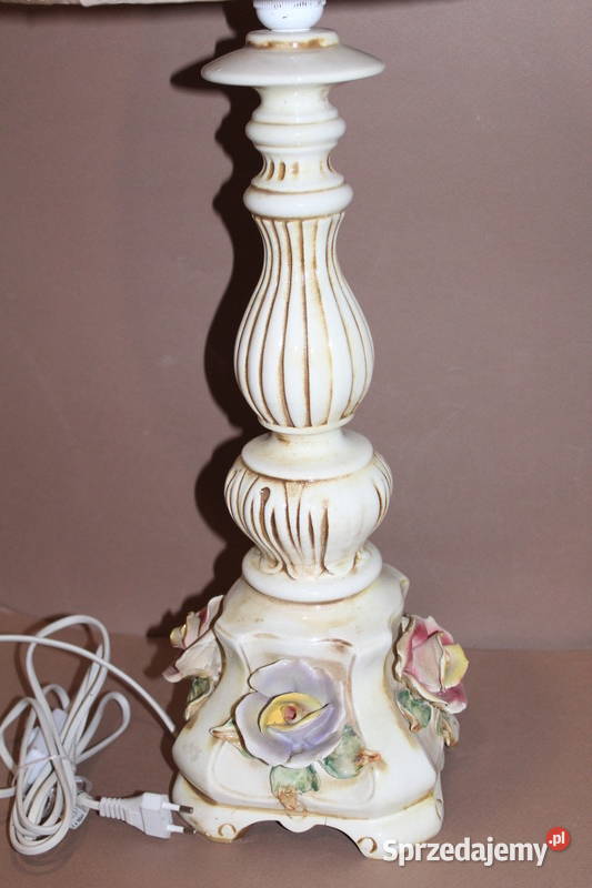 Porcelanowa lampa z różami 1400 FiaF Szczecin