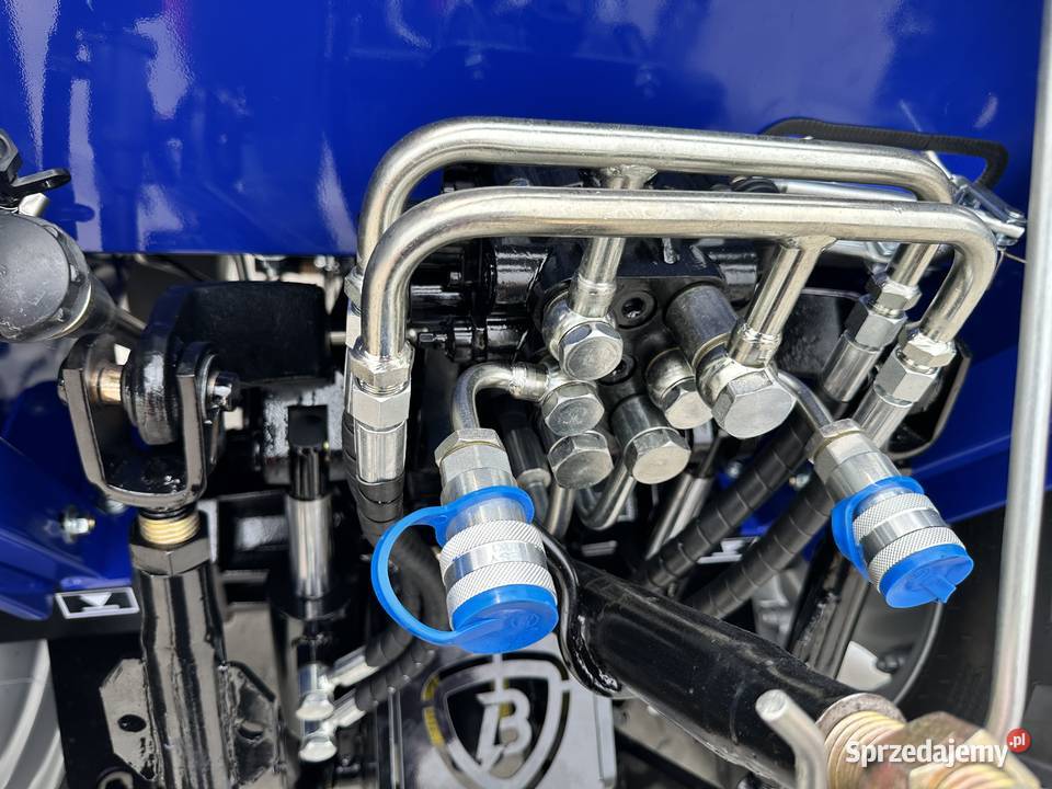 Kompaktowy ciągnik o mocy 25 koni mechanicznych nie Zielona Góra